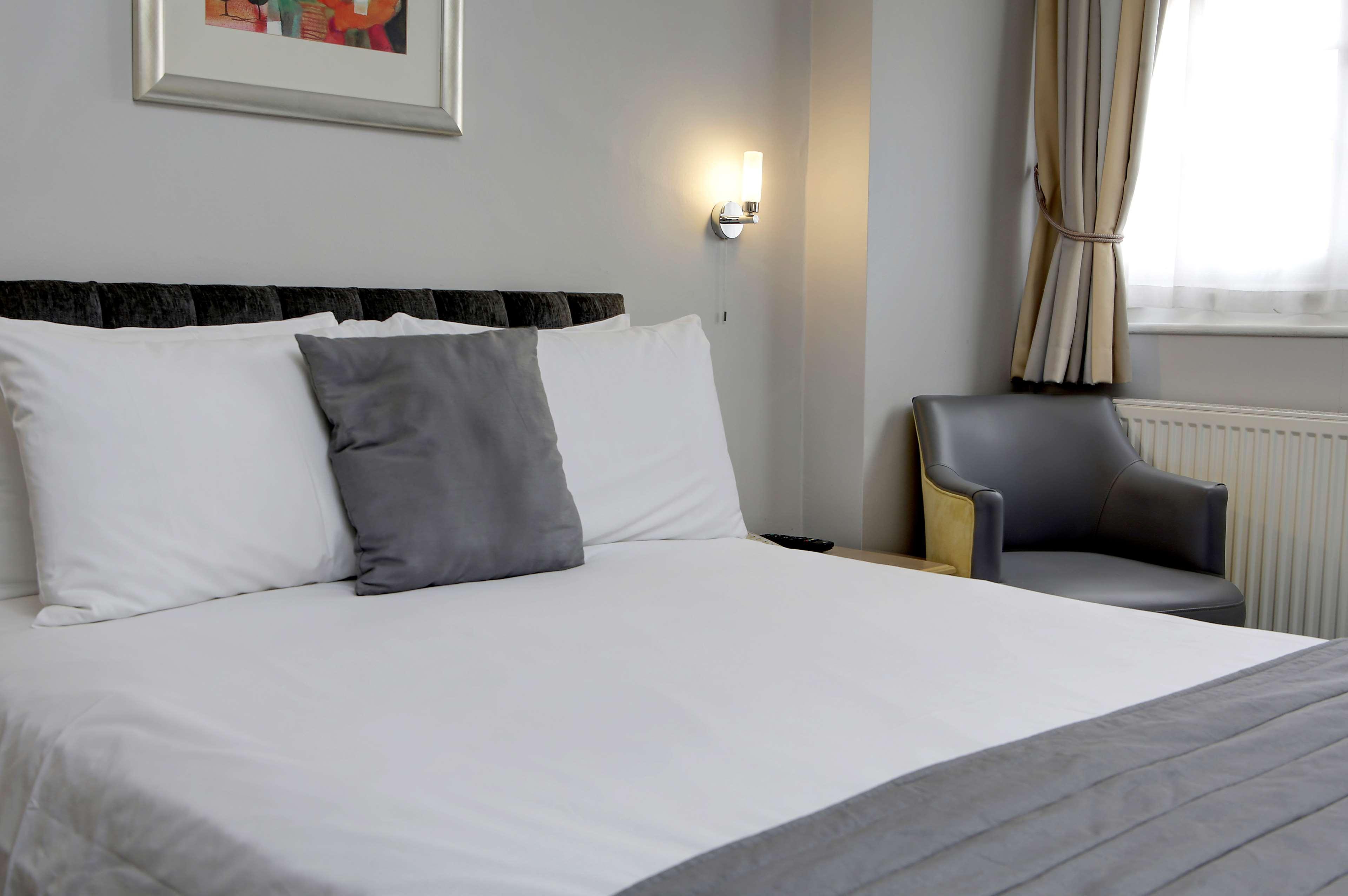 Best Western Reading Calcot Hotel Exterior foto