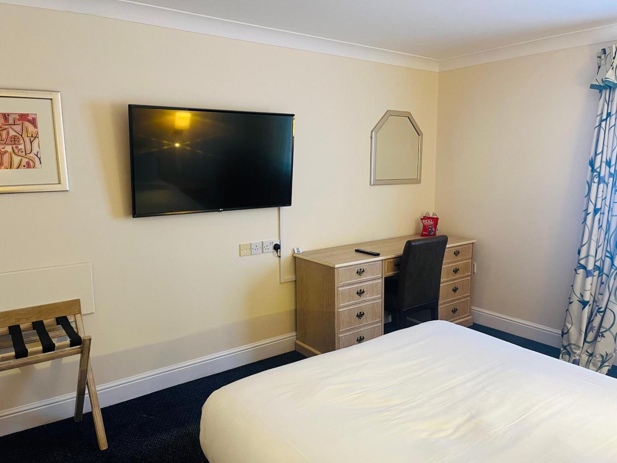 Best Western Reading Calcot Hotel Exterior foto